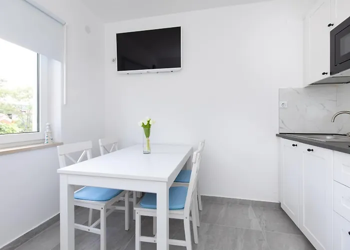 Brand New Viktorija Just 250m From The Beach! Apartament *