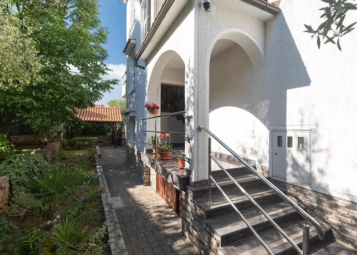 Apartament Brand New Viktorija Just 250m From The Beach! Veglia