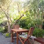 Brand New Viktorija Just 250m From The Beach!