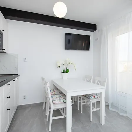 Brand New Viktorija Just 250m From The Beach! * Krk Town