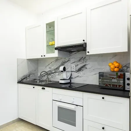 Apartment Brand New Viktorija Just 250m From The Beach!
