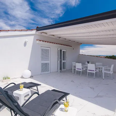 Lejlighed Brand New Viktorija Just 250m From The Beach! Krk Town