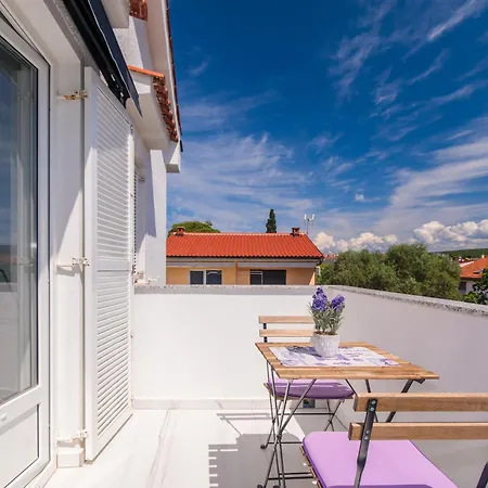 Brand New Viktorija Just 250m From The Beach! * Krk Town