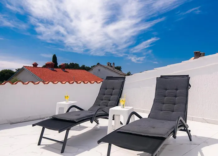 Brand New Viktorija Just 250m From The Beach! Apartament