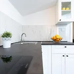 Brand New Viktorija Just 250m From The Beach! * Krk Town
