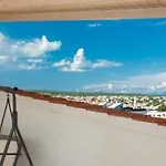 Brand New Viktorija Just 250m From The Beach!
