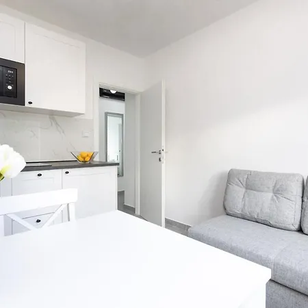 Apartmán Brand New Viktorija Just 250m From The Beach!