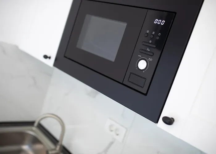 Brand New Viktorija Just 250m From The Beach!