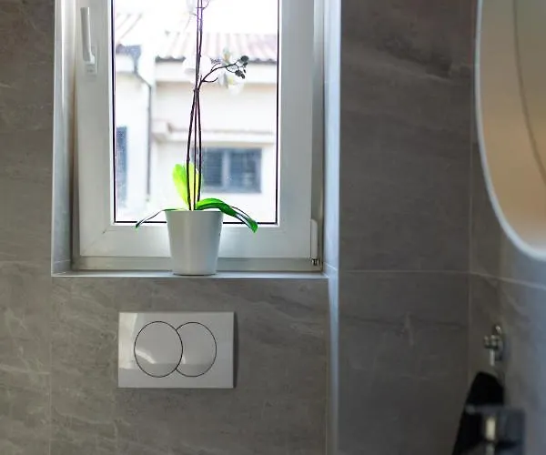 Brand New Viktorija Just 250m From The Beach! Apartment Krk Town