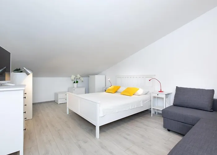 Apartment Brand New Viktorija Just 250m From The Beach!