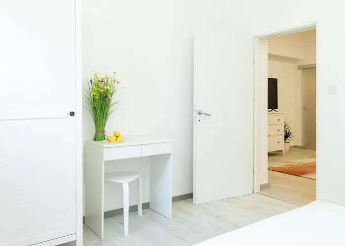 Brand New Viktorija Just 250m From The Beach! Apartment *