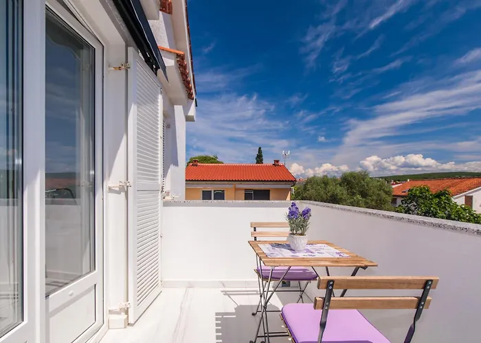 Brand New Viktorija Just 250m From The Beach! * Krk Town